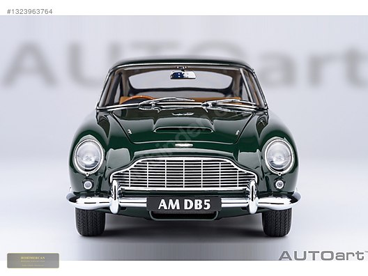Autoart Diecast Model 1:18 Aston Martin Araba - 1323963764