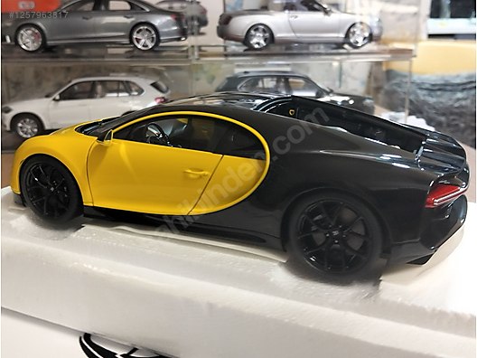 Autoart Diecast Model 1:18 Bugatti Araba