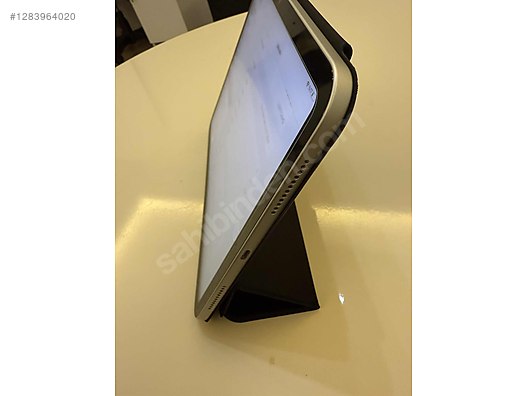 Used & Brand New Items / Computers / Tablet PC / Models / Apple / iPad 10