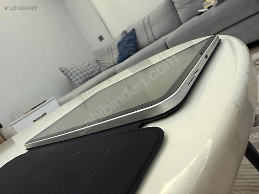 Used & Brand New Items / Computers / Tablet PC / Models / Apple / iPad 10