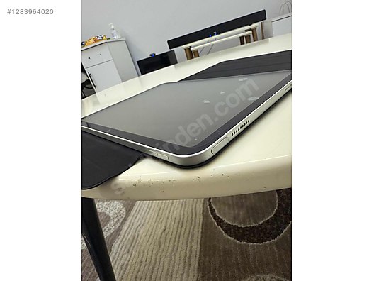 Used & Brand New Items / Computers / Tablet PC / Models / Apple / iPad 10