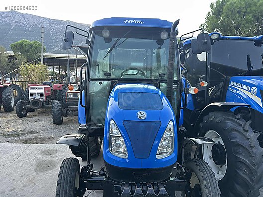 Machinery / Agricultural Machines / Tractors / New Holland / TT4.50