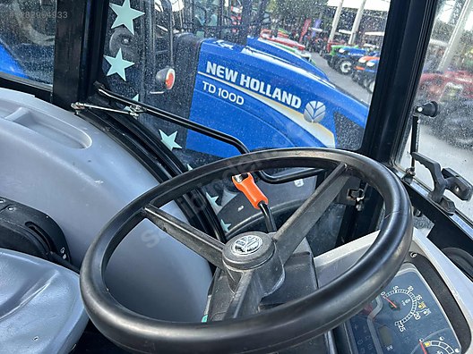 Machinery / Agricultural Machines / Tractors / New Holland / TT4.50