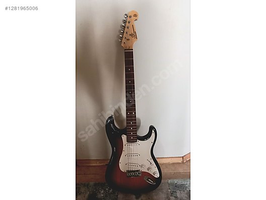 İkinci El ve Sıfır Alışveriş / Müzik / Müzik Aletleri / Telli Çalgılar / Gitar / Elektro