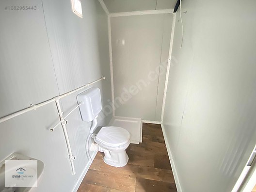 Machinery / Industrial / Containers & Cabins / Containers