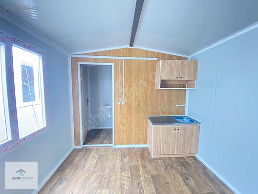 Machinery / Industrial / Containers & Cabins / Containers