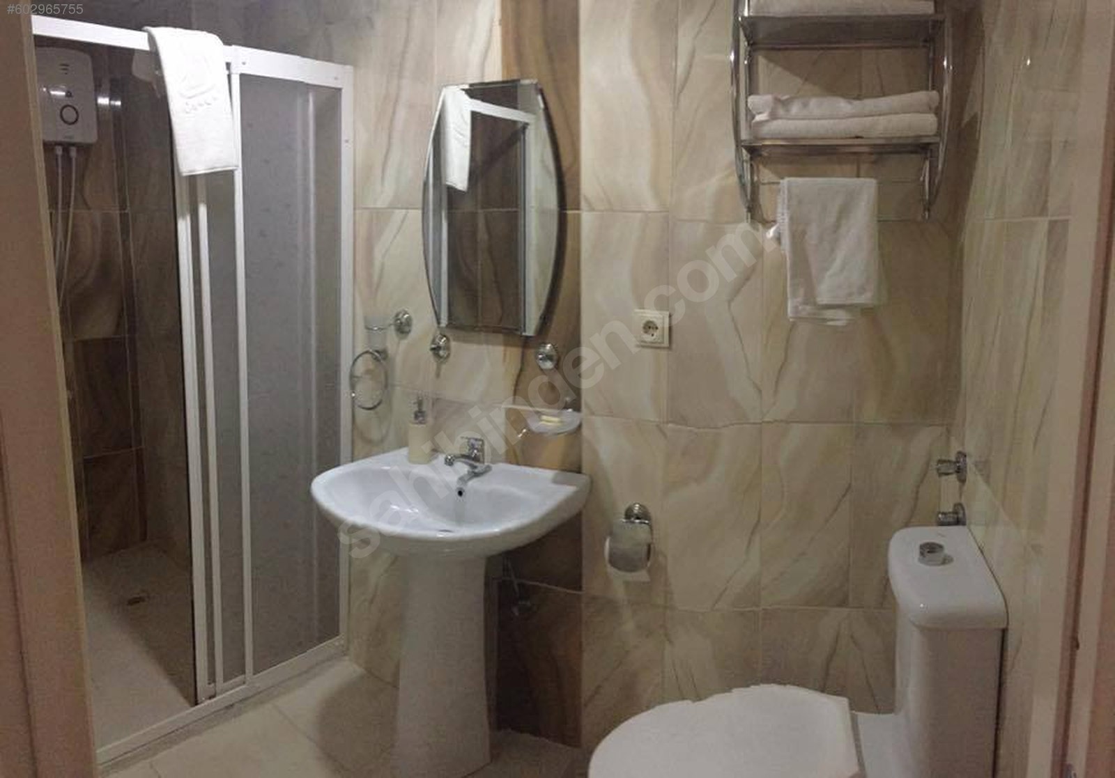 ADANA DA TEK GAZİPAŞA BULVARI { VİDEOLU İLANDIR } Günlük Kiralık