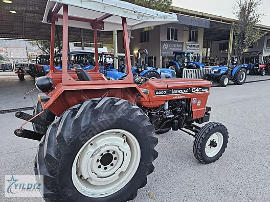 Machinery / Agricultural Machines / Tractors / New Holland / 54C