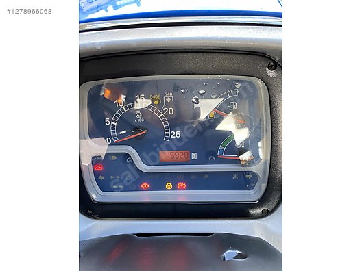 Machinery / Agricultural Machines / Tractors / New Holland / T4.65