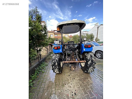 Machinery / Agricultural Machines / Tractors / New Holland / T4.65