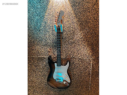 İkinci El ve Sıfır Alışveriş / Müzik / Müzik Aletleri / Telli Çalgılar / Gitar / Elektro