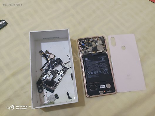 Used & Brand New Items / Cell Phones & Accessories / Cell Phones / Xiaomi / Mi 8 SE