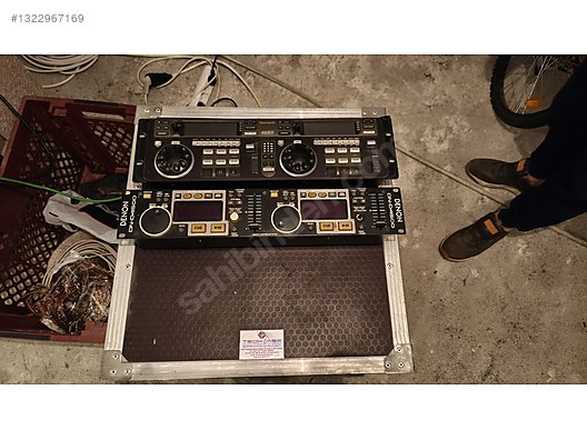 DJ kabini ve 2 adet cd dj mixer sahibinden.comda - 1322967169
