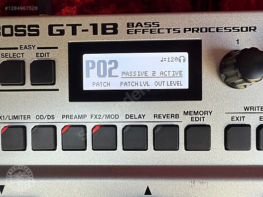 BOSS GT-1B Bass Efekt Prosesörü - Prosesör ve Diğer Enstrüman Yan