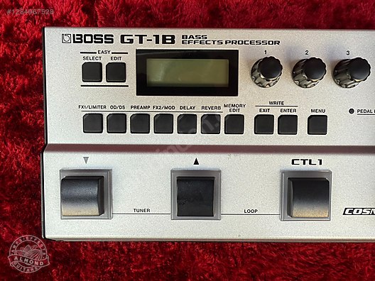 BOSS GT-1B Bass Efekt Prosesörü - Prosesör ve Diğer Enstrüman Yan