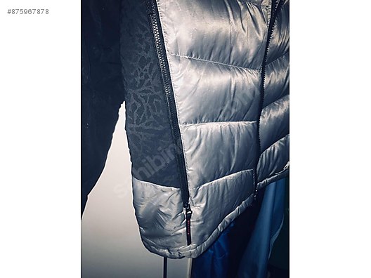 Nike Air Jordan Jumpman Puffer Jacket Sneaks Up
