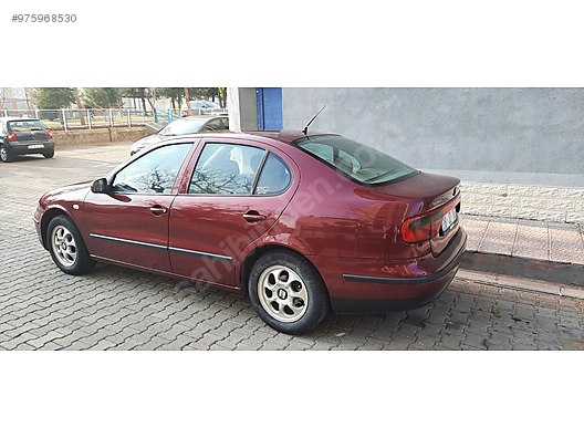 seat toledo 1 6 signo temiz agir bakimlari yapilmis aile araci at sahibinden com 975968530