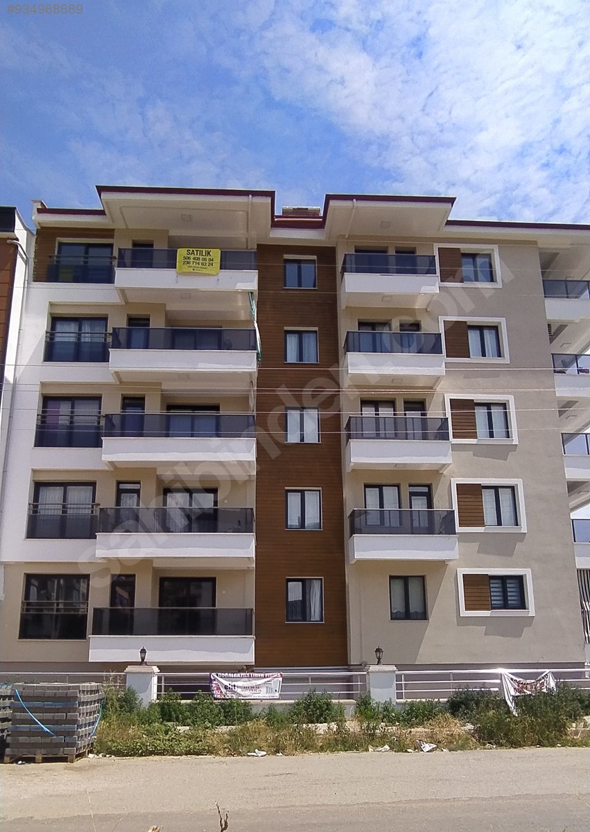 GÜMÜŞÇAYI CEPHELİ ÖZEL OTOPARKLI LÜKS DAİRE Satılık Daire İlanları