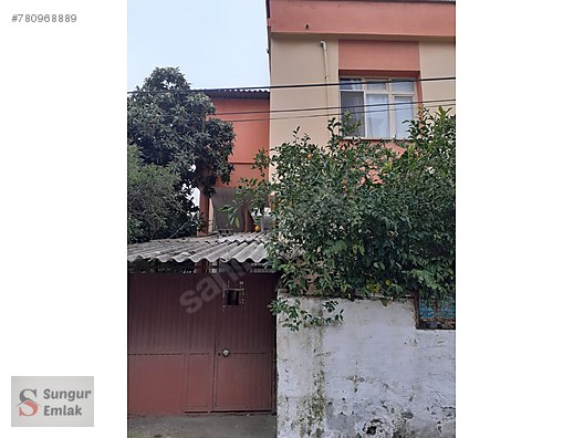 Emlak Ofisinden Satılık 3+1, 155 m² Müstakil Ev 300.000 TL�ye