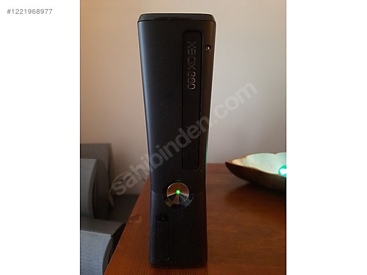 中古】(未使用・未開封品)Xbox 360 4GB Kinect バリューパック(Kinect 