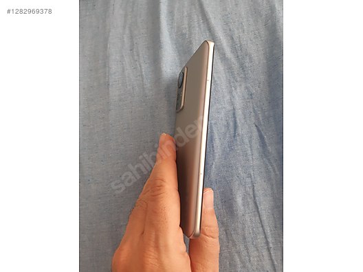 Used & Brand New Items / Cell Phones & Accessories / Cell Phones / Xiaomi / 12