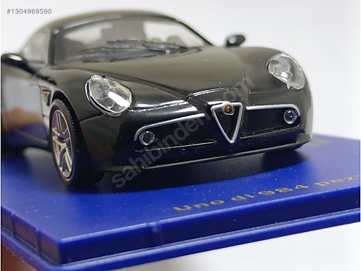 110 M4 Alfa Romeo 8C Competizione 2007 1/43 Minicar noir el