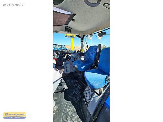 Machinery / Agricultural Machines / Tractors / New Holland / TR6.120