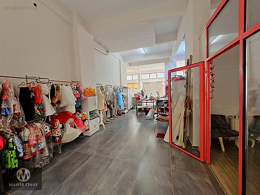 MAHİR ONAY EMLAK ' TAN ÇARŞI MERKEZİNDE 154 M2 SATILIK DÜKKAN .. #1265971016