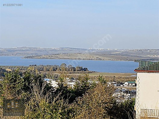 GÖL MANZARALI VİLLA ARSASI BÜYÜKÇEKMECE-TEPECİK #1222971081