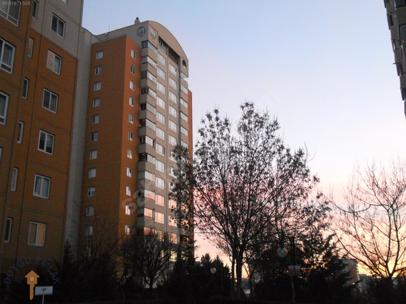 DUYGU�DAN ERYAMANEVLERİ GÜNÖTESİN�DE 120 LİK FULL YAPILI ARAKAT