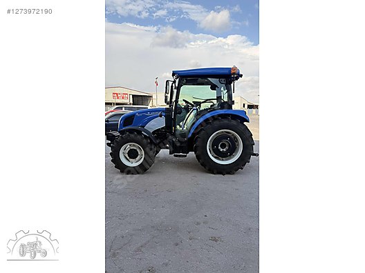 Machinery / Agricultural Machines / Tractors / New Holland / T4.75S
