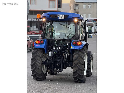 Machinery / Agricultural Machines / Tractors / New Holland / T4.70S