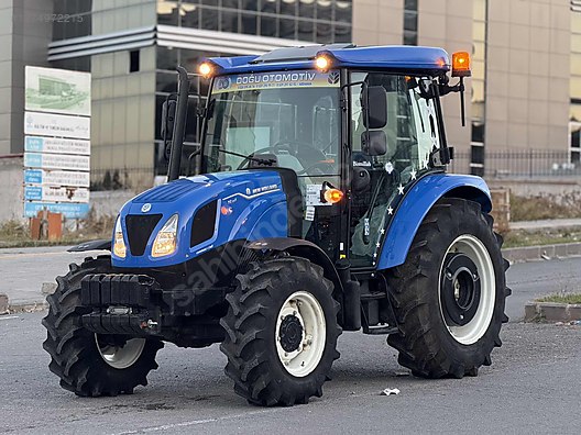 Machinery / Agricultural Machines / Tractors / New Holland / T4.70S