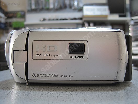 SONY HDR-PJ230 HD-PROJEKTÖRLÜ-8 GB HARD DİSKLİ-HAFIZA KARTLI