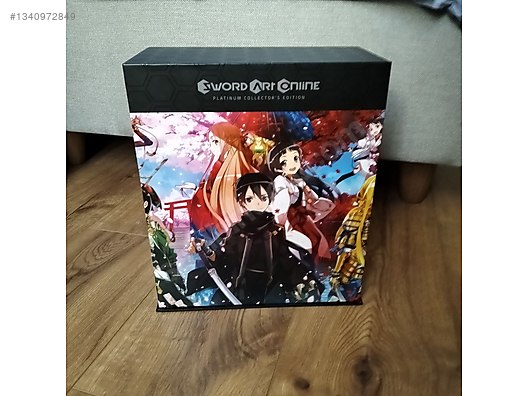 Sword Art Online Platinum Collector's Edition - İngilizce Edebiyat