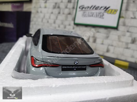 Otto Diecast Model 1:18 BMW Araba - 1318973060