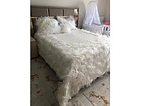 İşlemeli Tül Yatak Örtüsü