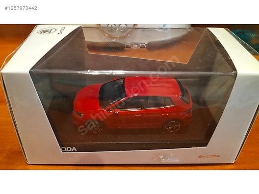 Abrex Diecast Model 1:43 Skoda Araba - 1257973442