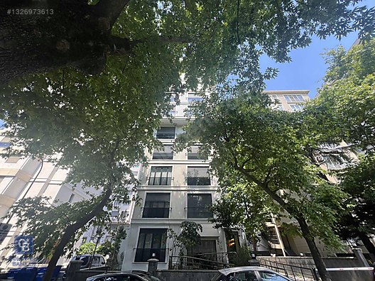 3+1 Apartment Near Suadiye Bağdat Avenue | Net 82 m² | 8-Year-Old Building