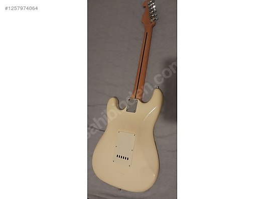 İkinci El ve Sıfır Alışveriş / Müzik / Müzik Aletleri / Telli Çalgılar / Gitar / Elektro