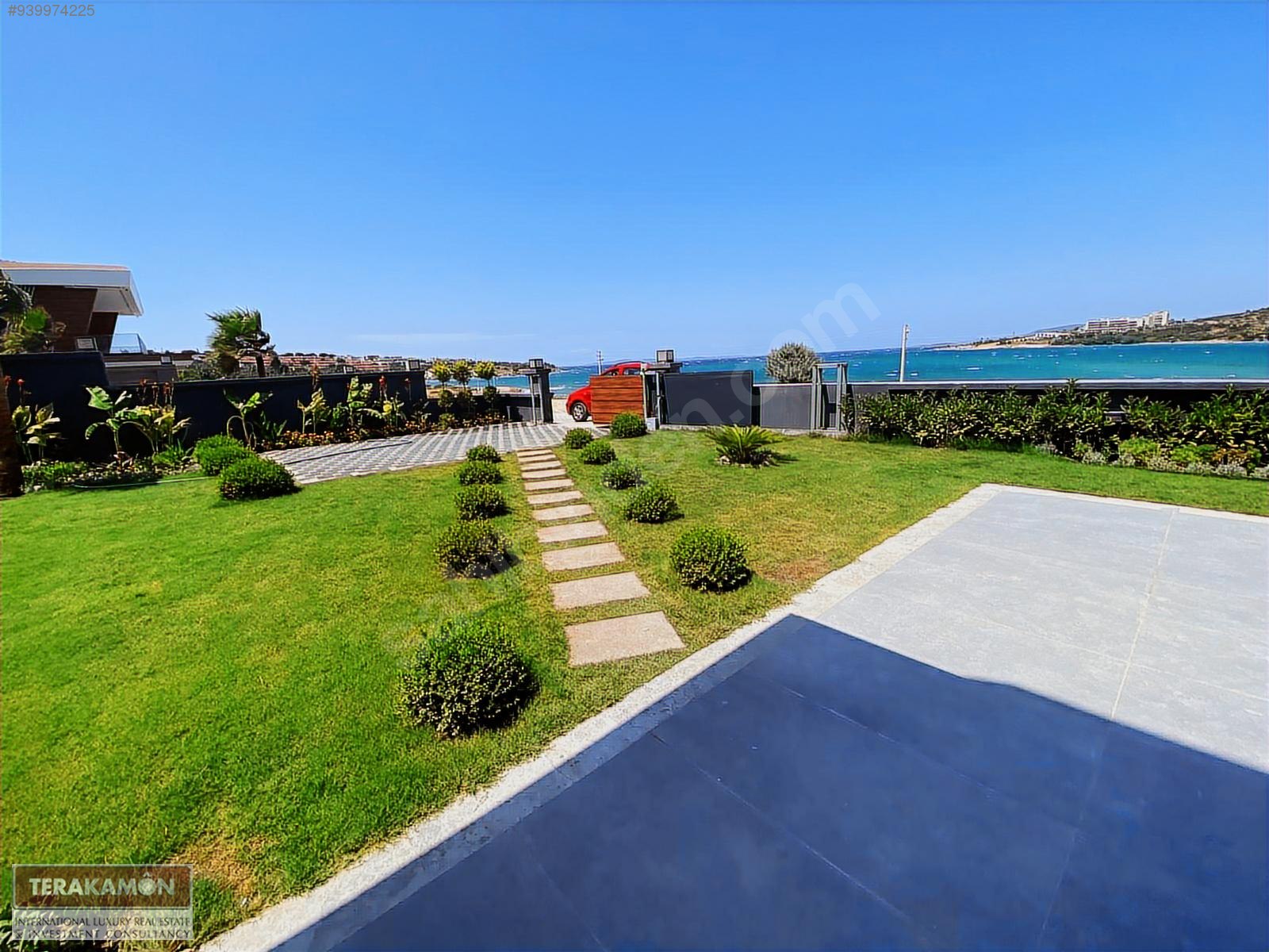 Çeşme Dalyan Denize Sıfır, Havuzlu Ultra Lüks Tek Müstakil Villa