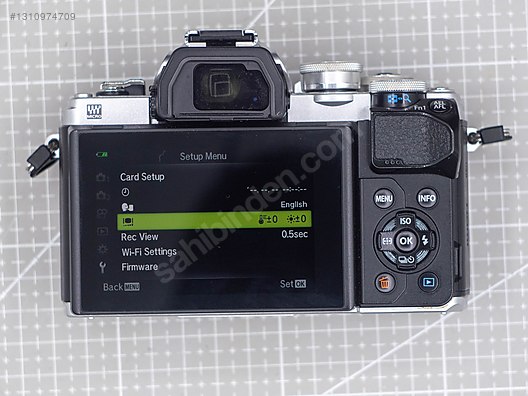 Mirrorless / Olympus / OM-D E-M10 Mark III / Olympus OM-D E-M10