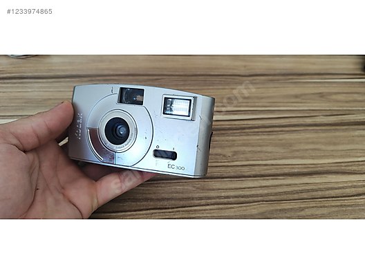 Used & Brand New Items / Cameras & Photographic Equipment / Analogue Film Cameras / 35 mm Film Cameras / Kodak