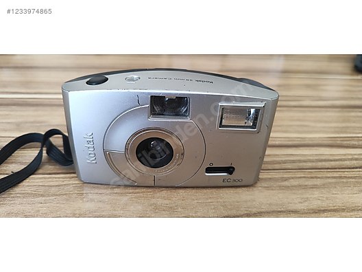 Used & Brand New Items / Cameras & Photographic Equipment / Analogue Film Cameras / 35 mm Film Cameras / Kodak