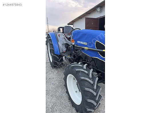 Machinery / Agricultural Machines / Tractors / New Holland / TD4.78B