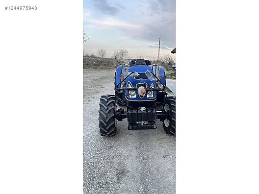 Machinery / Agricultural Machines / Tractors / New Holland / TD4.78B