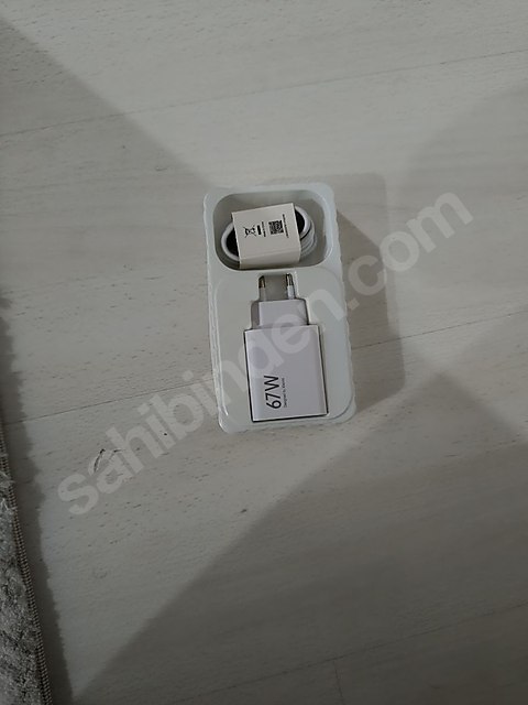 Bluetooth ve kabllolu bağlantılı yaka mikrofonu