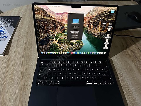 土日限定値引き中　Apple MacBook air m2 Apple Macbook / MACBOOK AIR M2 2022 PİL DÖNGÜSÜ 336 on sahibinden