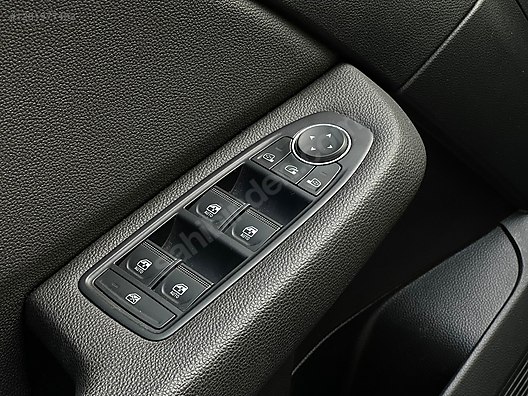 Vasıta / Otomobil / Renault / Clio / 1.0 TCe / Icon