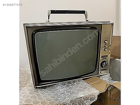 ゆうか様 GRUNDIG TV P1701 MODEL 1970 YILLARINA AİT (TAMİRSİZ) on sahibinden